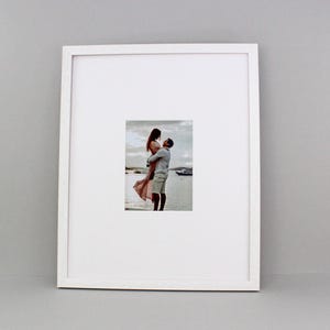 Wedding Signing Frames. 40x50cm. With 8x6&quot; Aperture for personalised Names or for a Photo. Wedding Guestbook. Signature Mount. Wall Hanging