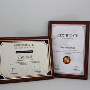 Certificate Frame. Perfect for Diplomas, Graduation and achievements. Suitable for an A4 Certificate. Optional Mount. Traditional Style