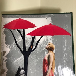 Lady and Red Umbrella paper collage, image 2