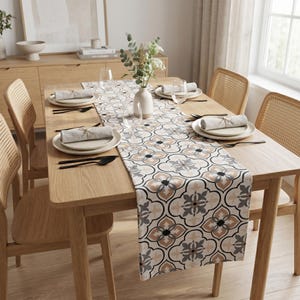 Camino de mesa impermeable / Camino de mesa con estampado de azulejos beige / Decoración de mesa estilo rústico / Camino de mesa neutro para comedor / Camino de mesa geométrico para cocina