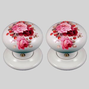 Ceramic Door Knob Set White Strawberries & Cream Design (Pair)