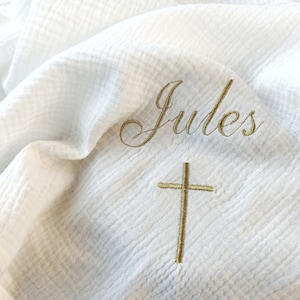 Personalized diaper, Baptism. First name embroidered on organic cotton gauze. Birth gift.