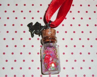 White necklace snow (bottle necklace)