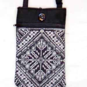 Crossbody cell phone bag, Iphone pouch, Smartphone holder, Cell phone shoulder bag, Cell phone purse, Cell phone crossbody, Great gift