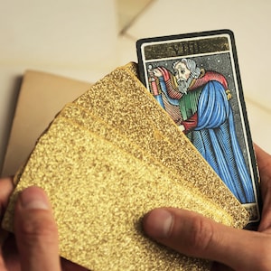 Baraja de Tarot de Marsella negra hecha a mano: 22 Arcanos Mayores en papel artístico