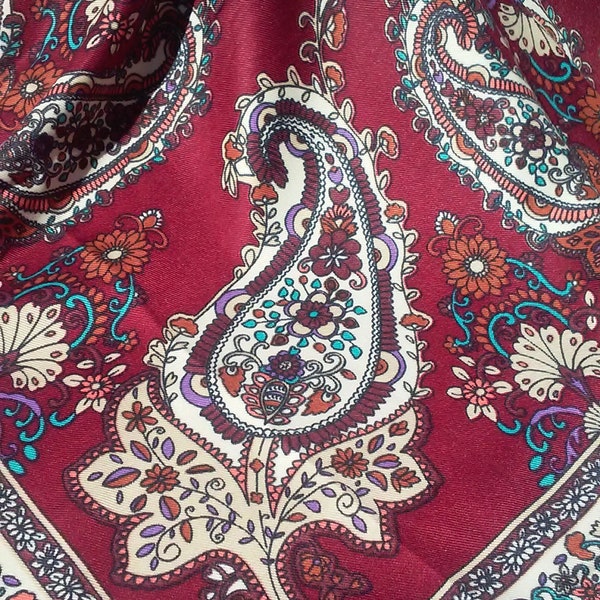 FOULARD CARRÉ RUSSE, Foulard Carré Bordeaux, Châle Slave Babouchka, Foulards Russes, Paisley Wrap, Châle vintage, Écharpe Surdimensionnée Russe