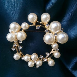 PEARL BROOCH PIN, Brooches for Women, Imitation Pearl Brooch, White Gold Jewelry, Pin Brooch, Scarf Jewelry, Pearl Jewelry, Accessories Gift