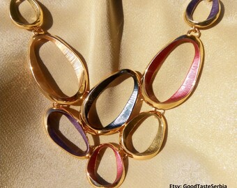 FÄRGGLATT STATUEMENT-HALSBAND, Guldsmyckeset med statement-detaljer, Flerfärgat halsband och örhängen, Statement-halsband med haklapp, Statement-tjockt halsband