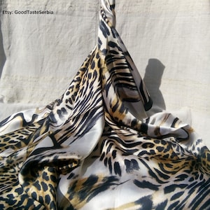 CHEETAH LEOPARD PRINT Scarf, Animal Print, Silk Scarf, Animal Skin Shawl, Lightweight Wrap, Women's Scarves, Head Scarf Polyester, Hijab