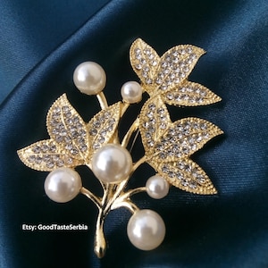 PEARL BROOCH PIN,Brooches for Women, Imitation Pearl Brooch, White Gold Jewelry, Pin Brooch, Scarf Jewelry, Leaf Brooch, Accessories Gift