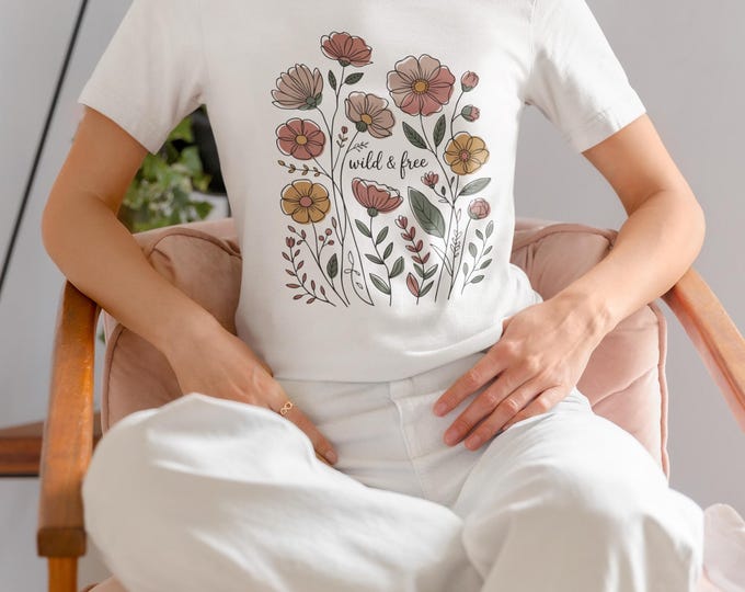 Wild and Free Shirt – Unisex Boho Adventure Tee, Retro Typography T-Shirt, Gift for Nature Lovers