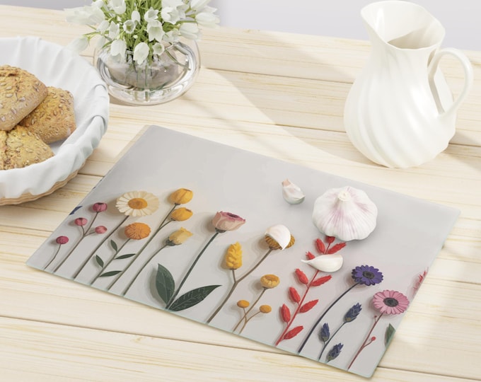 Pretty Cottage Core Dried Flowers Kitchen Decor, Floral Cutting Board, Botanical Glass Board, Cooking Gift, Housewarming Gift