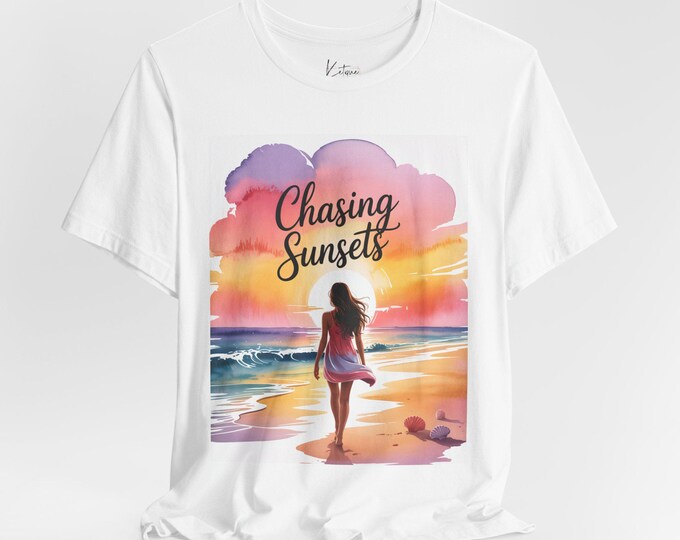 Chasing Sunsets Tee - Unisex Short Sleeve Shirt, Beach Lover Gift, Relaxed Fit Summer Wear, Vacation Outfit, Nature Lover Top