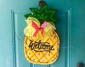 Free personalization pineapple door hanger