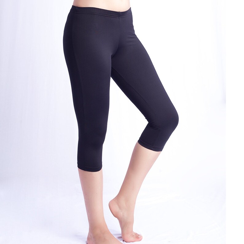 Runner Pants Yoga Pants Black Leggings Below the knee leggins from microfibre Activewear Leggings Fitness Leggings 0184