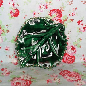 Vintage Majolica Green Cabbage Shaped Bowl Serving Dish Ceramics Portuguese // Funky Tableware Kitsch Pottery Leaves Barbotine Decor Side