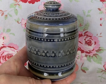 Vintage Irish Stoneware Jam Pot with Lid – Handmade Pottery with Celtic Charm (10 cm x 7 cm) Made in Ireland Sugar Jam Bowl Shamrock