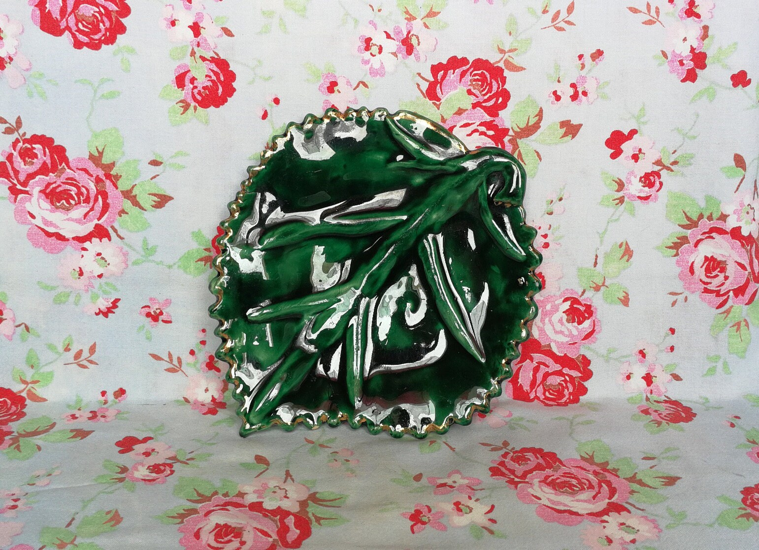 Vintage Majolica Green Cabbage Shaped Bowl Serving Dish Ceramics Portugais // Funky Vaisselle Kitsch