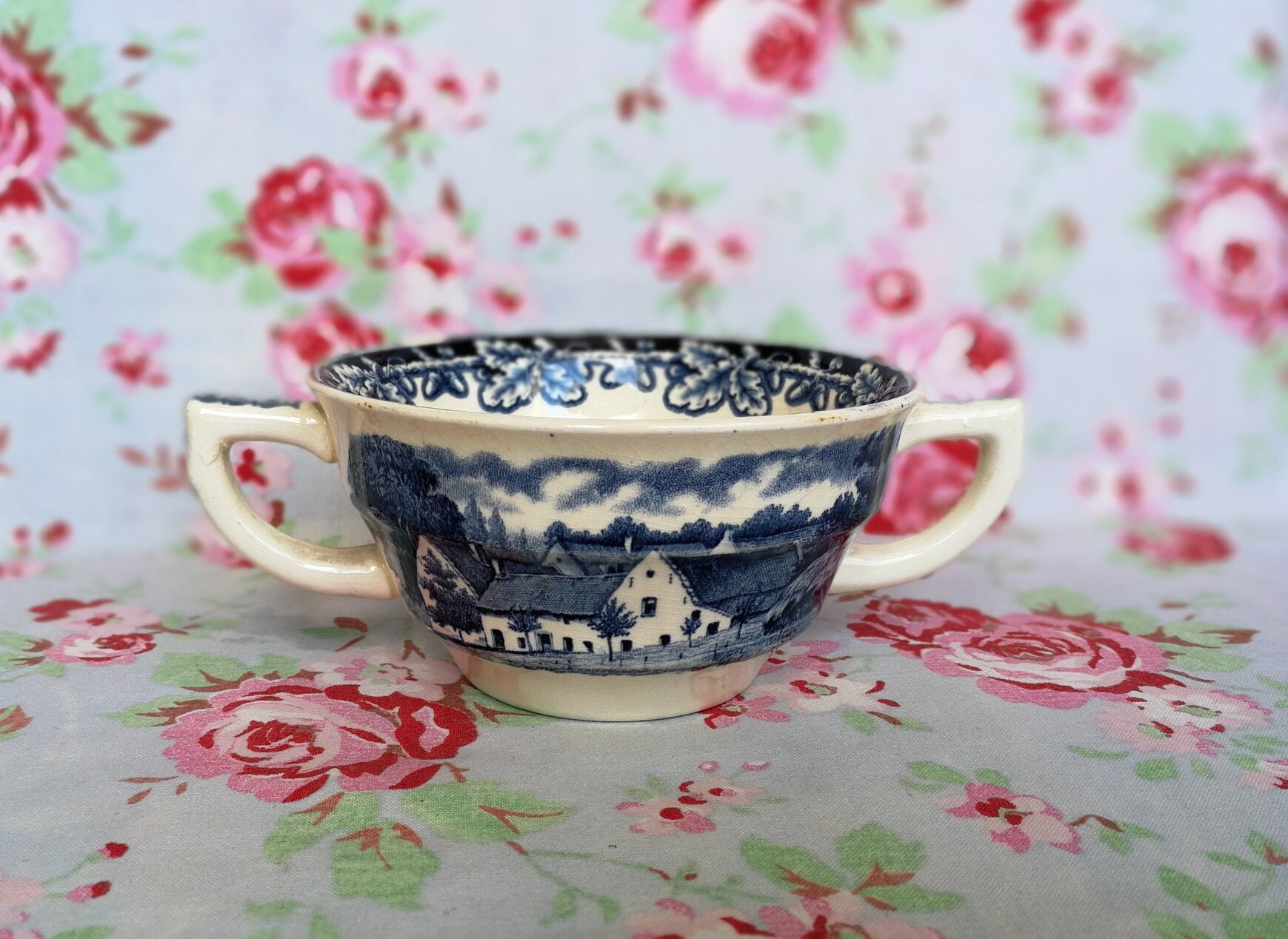 Vintage Societe Ceramique Maestricht Cup avec 2 Poignées Tea Coffee Blue Pattern Country Side Made i