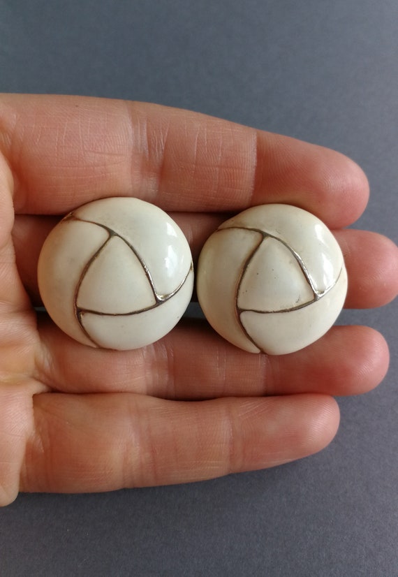 Vintage French 80's Clip On Earrings Gold Beige D… - image 1