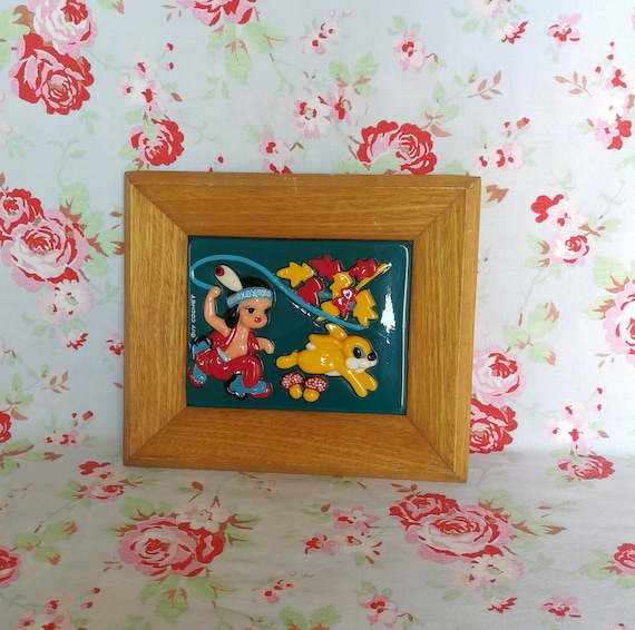 Vintage Native Americans Hunting Scene on a Resine Tile by French Artist Guy Cochet Kitsch Wood Frame Indians of America Kid's Room Boy Girl