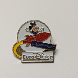 Vintage Minnie Mouse Eurodisney Discoveryland Disneyland Paris Pin Disney Odznaka Lata 90. Francuski Wyprodukowano we Francji Cartoon Mickey Resort Esso