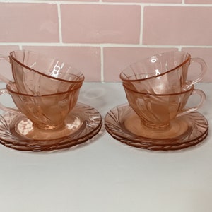 4 Vintage French VERECO Pink Swirl Coffee Tea Cups & Saucers Rosaline Made In France 1960s Depression Glass Clear Salmon Pink Mid Century