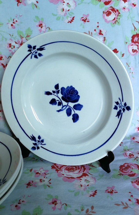 4 Vintage French Faience Badonviller Blue Dinner Plates Made in France Earthenware Ceramic Dishes Retro Roses Airbrush Mad Men Style Stencil