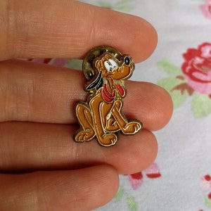 Vintage Pluto Pin Disney Badge 1990's French Esso Made in France Cartoon Mickey Cute Retro Minnie Dog Pluto the Pup