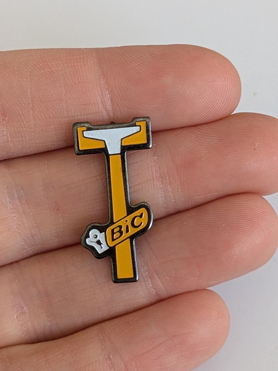 Vintage French Bic Razor Pin Badge Logo Lapel Pin Emblem Mini Razor ...