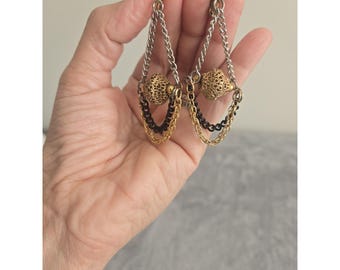 Vintage Celebrity NY Mixed Metal Multi Chain Chandelier Clip Earrings 1970s Boho