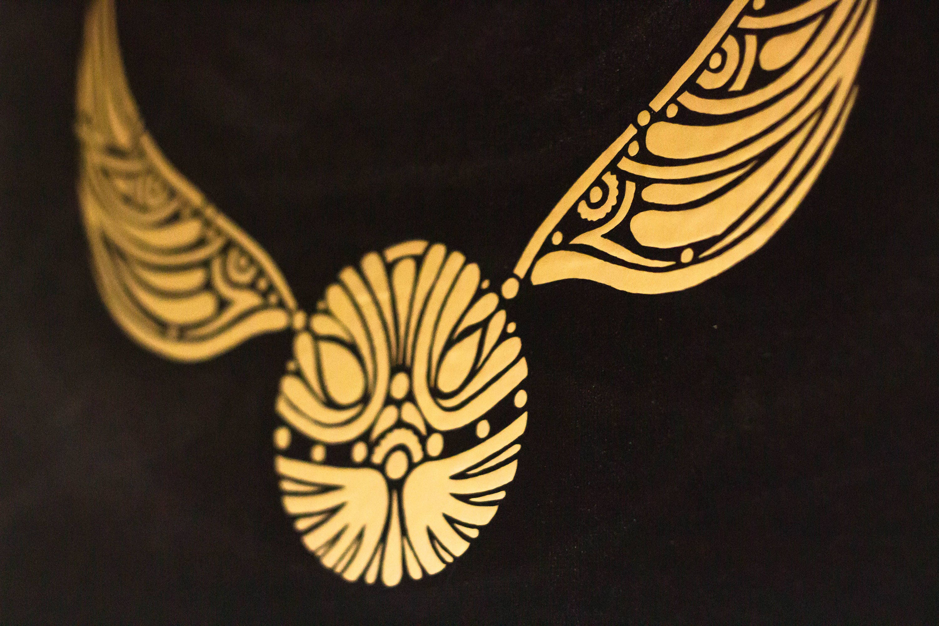 Download Mandala Style Golden Snitch Vinyl on Canvas Harry Potter ...