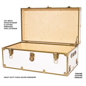 Small Rhino Home Storage, Camp and College Dorm Trunk with Antique Brass Trim bild 5