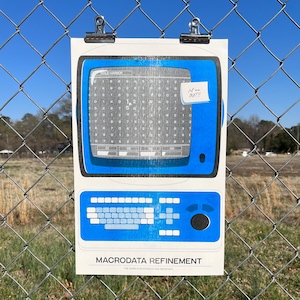 Plakat Risograph dotyczący udoskonalania danych makro - 11x17" - Dział MDR Lumon Industries