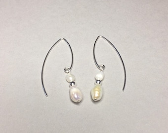 Pearl dangle earrings,Freshwater Pearl drop Earrings, sterling silver ear fittings. Wedding jewellery