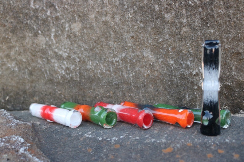 Trust the Universe Sands of Time Chillum Artist/'s Choice Handblown Frit Colored Glass Tobacco Smoking Onie Pipe