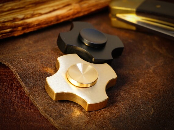 Mini fidget deals spinner