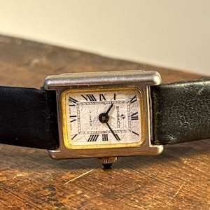 Sindaco Tank Swiss Art Decomechanical Manual Wind Wristwatch for Women, Vintage Elegant Accessories