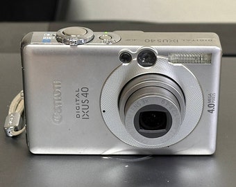 Canon IXUS 40 PowerShot Digital 4.0MP Digital Camera