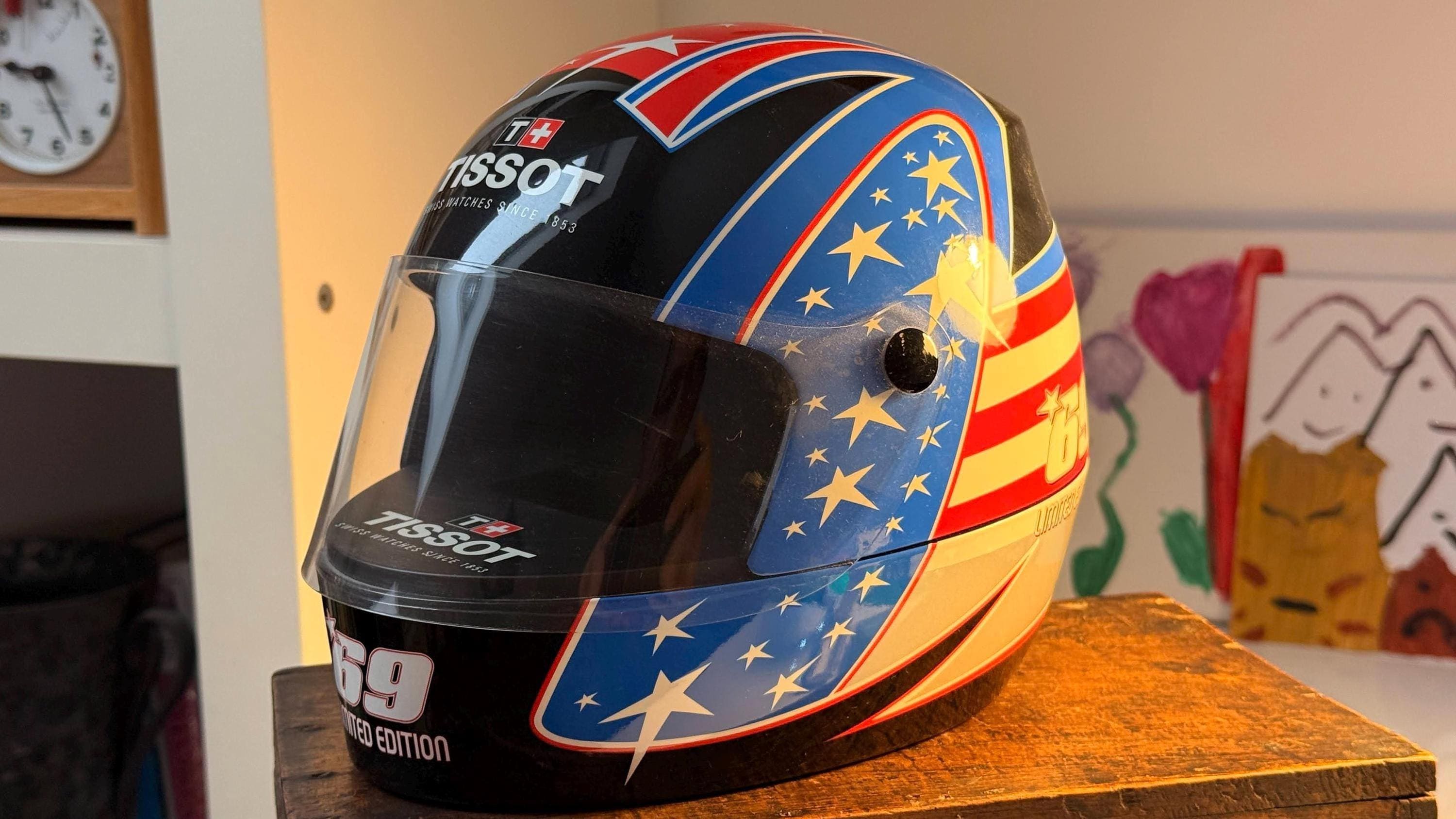 スクイッドマニア タクティカルジャケット 王冠ワッペン付 Helmet Watch Box, Tissot 69 Limited Edition Niky Hayden Display