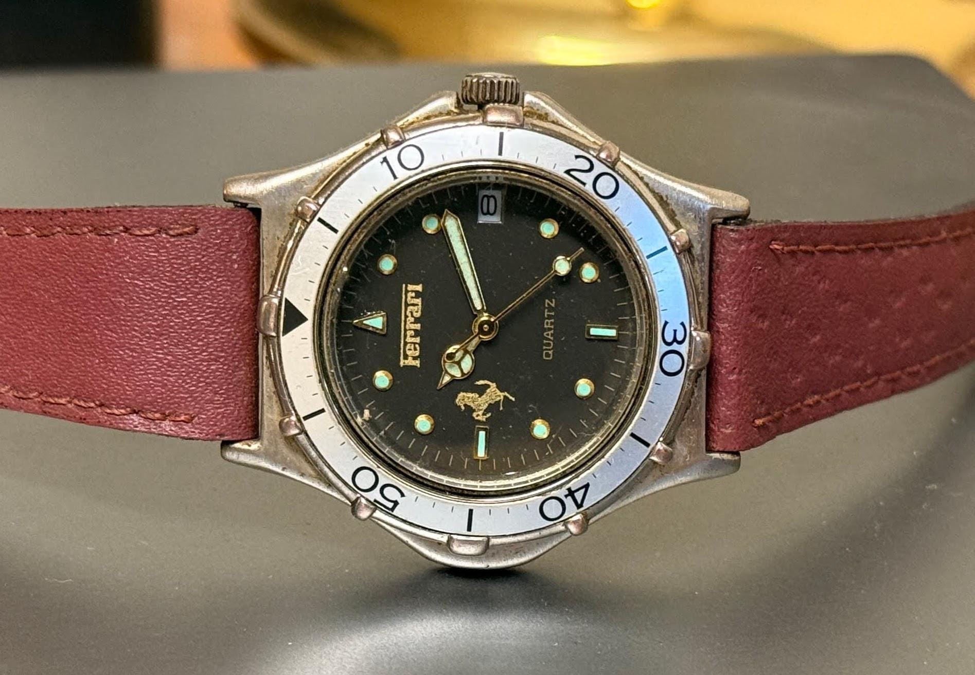 ヴィンテージ フェラーリ ダイバーズ メンズウォッチ 36mm クォーツ 