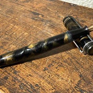 La penna stilografica Wildaup vintage con pennino in oro 18k è superba