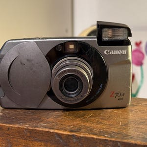 Canon Z 70W SAF 35mm Film Camera with 28-70mm f/5.6-7.8 Zoom Lens – Point & Shoot Vintage Camera