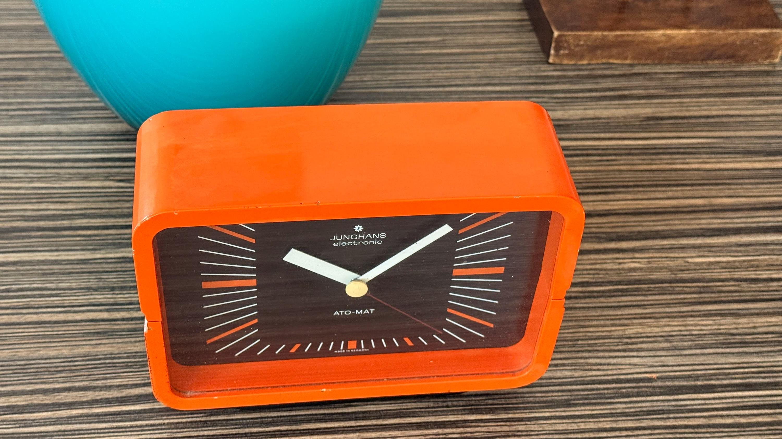 Vintage 70s Orange Junghans Ato-mat Desk Clock, Space Age Mid