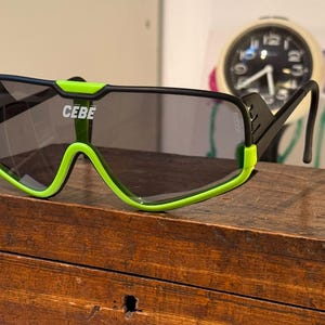 Vintage CEBE 2000 Sport Sunglasses Green Bike Ski Shades Retro Outdoor Eyewear