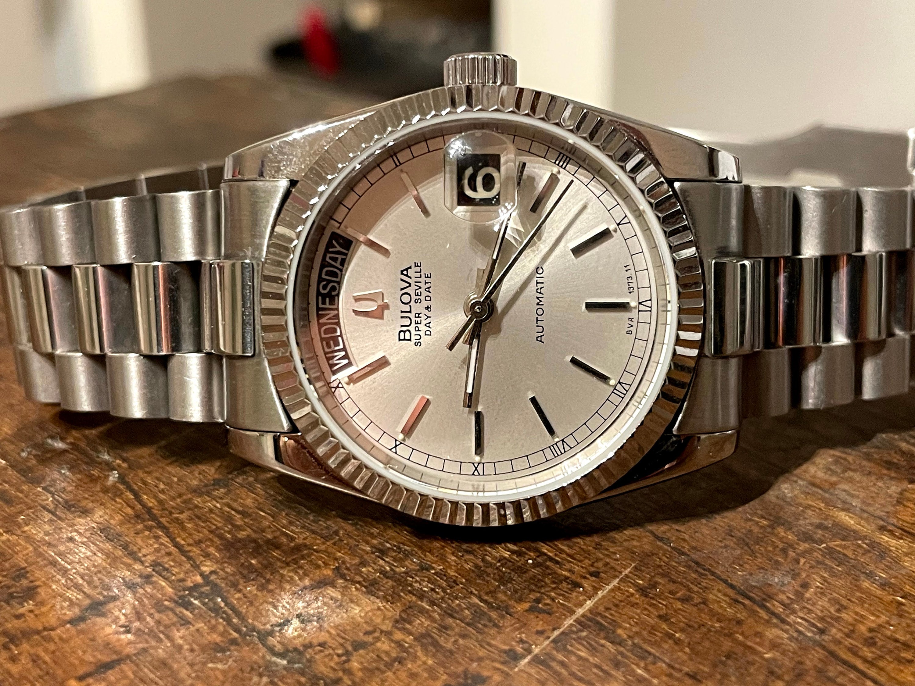 bulova super seville day & date