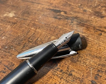 Cerutti 1881 Fountain Pen – Vintage Style, Smooth Ink Flow, Black Finish