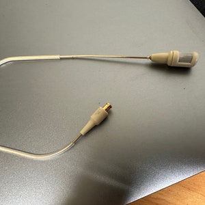 Sennheiser Lavalier Microphone Set for Vocal Recording & Live Performance - High-Quality Earset Mic Kit