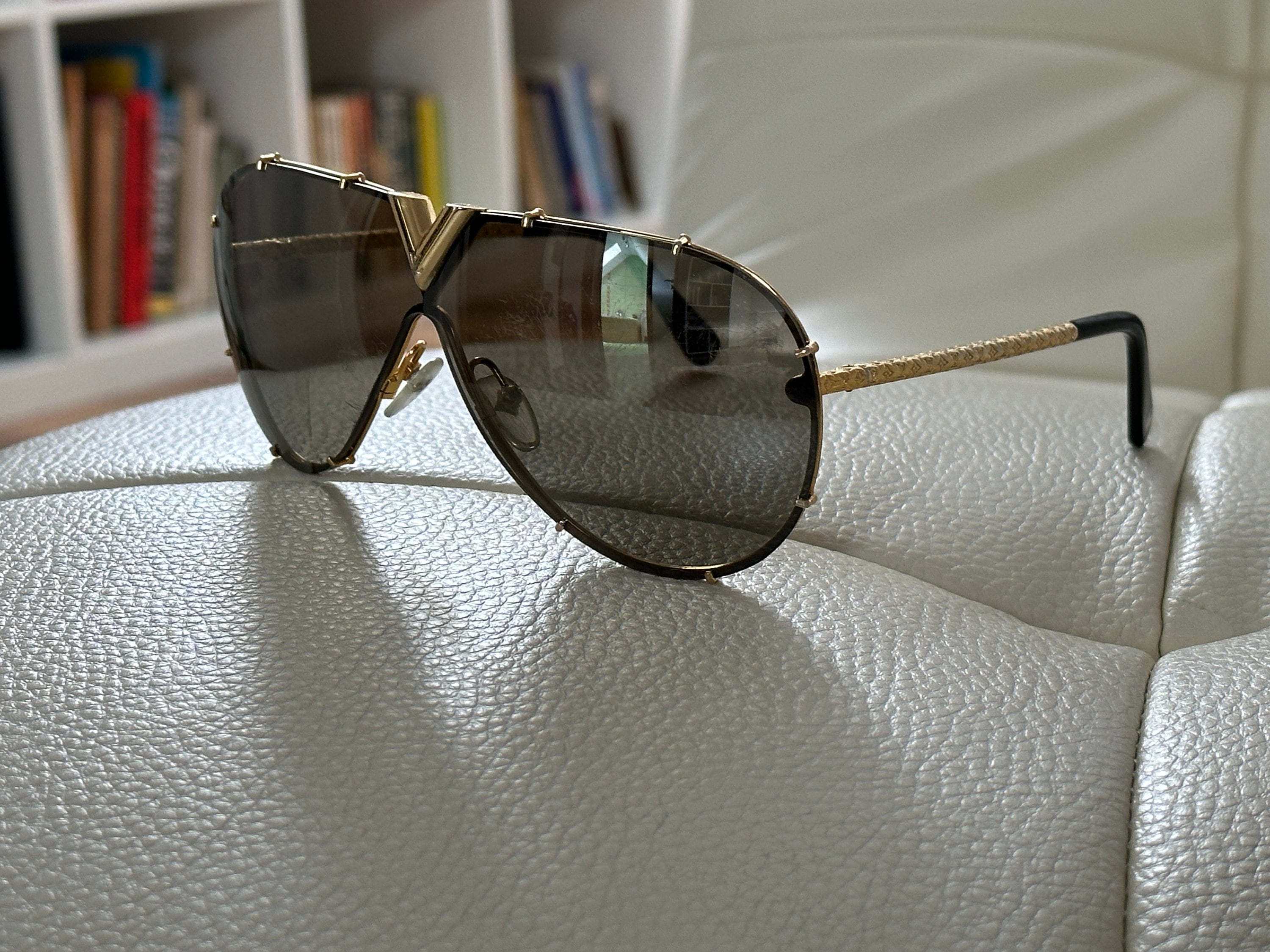 Louis Vuitton Gold LV Drive Z0897W Aviators Sunglasses Louis Vuitton