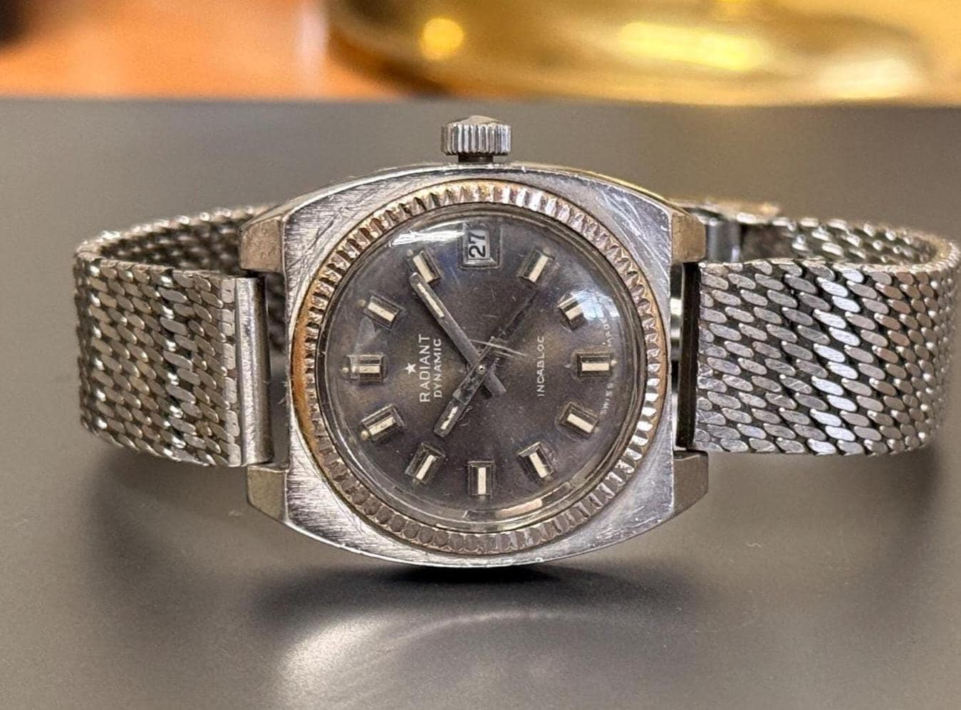 Montre radiant suisse France